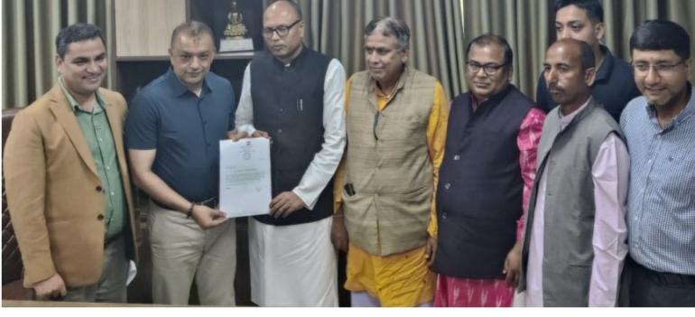 अनिलकुमार झा कांग्रेस केन्द्रीय सदस्यमा मनोनित